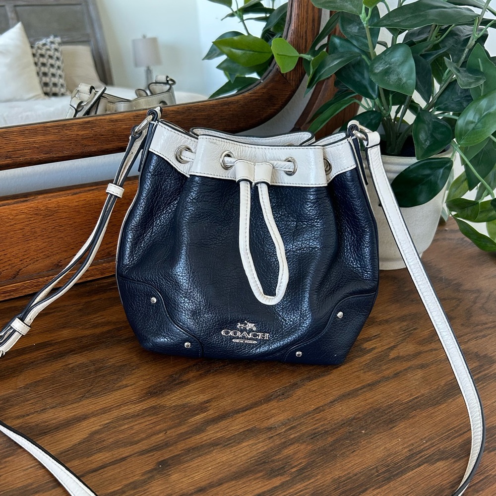 Coach navy + cream baby mickie bucket crossbody bag